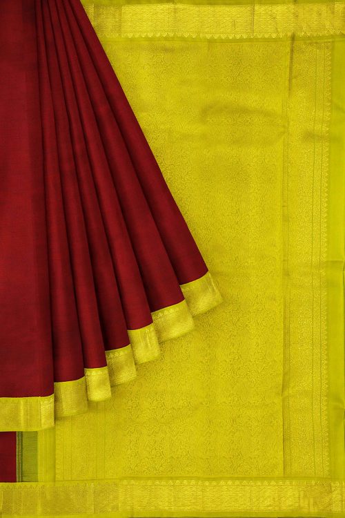 sri kumaran stores kanchipuram silk saree maroon saree with golden border 1