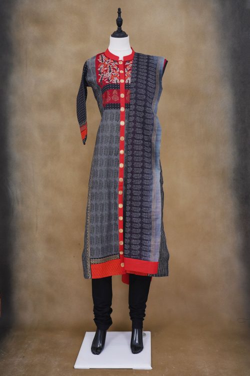 sri_kumaran_stores_kurti_grey_and_red_design_top_with_black_bottom_and_grey_shawl-1_d2ecdb00-0fdb-4320-95de-6132480bba3c.jpg