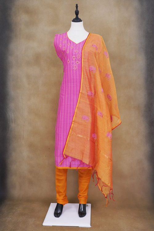 sri_kumaran_stores_kurti_pink_floral_design_top_with_orange_bottom_and_orange_shawl-1_01944192-748f-4286-8484-5c20c59faf52.jpg