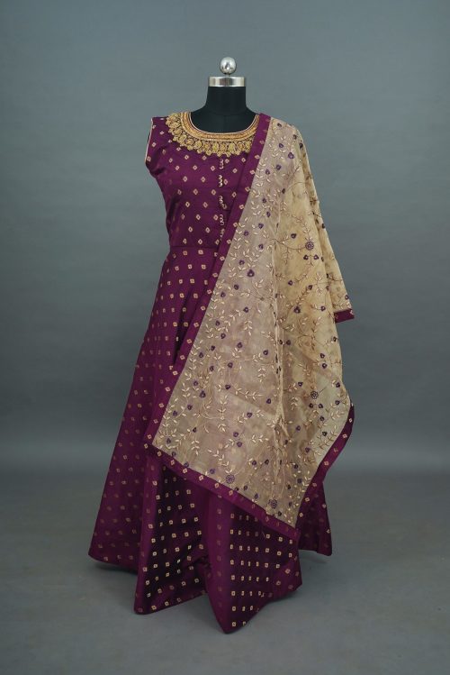 sri_kumaran_stores_lehenga_violet_with_beige_shawl-1_9cbeefcc-0ed6-4274-9947-3eb25342dada.jpg
